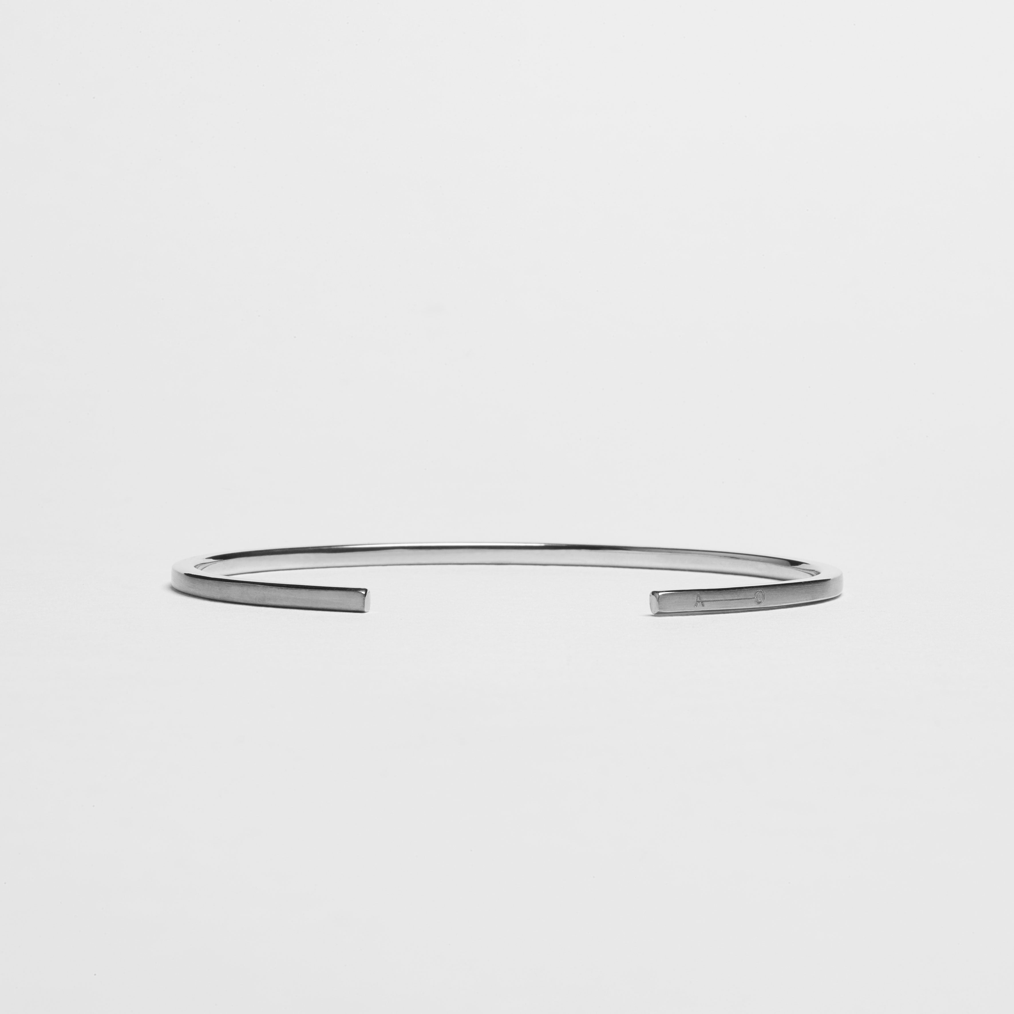 2.5MM CUFF / silver - alexorso