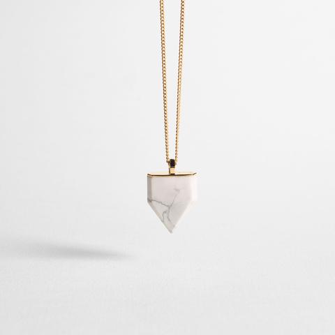 SHARK TOOTH / gold + howlite - alexorso