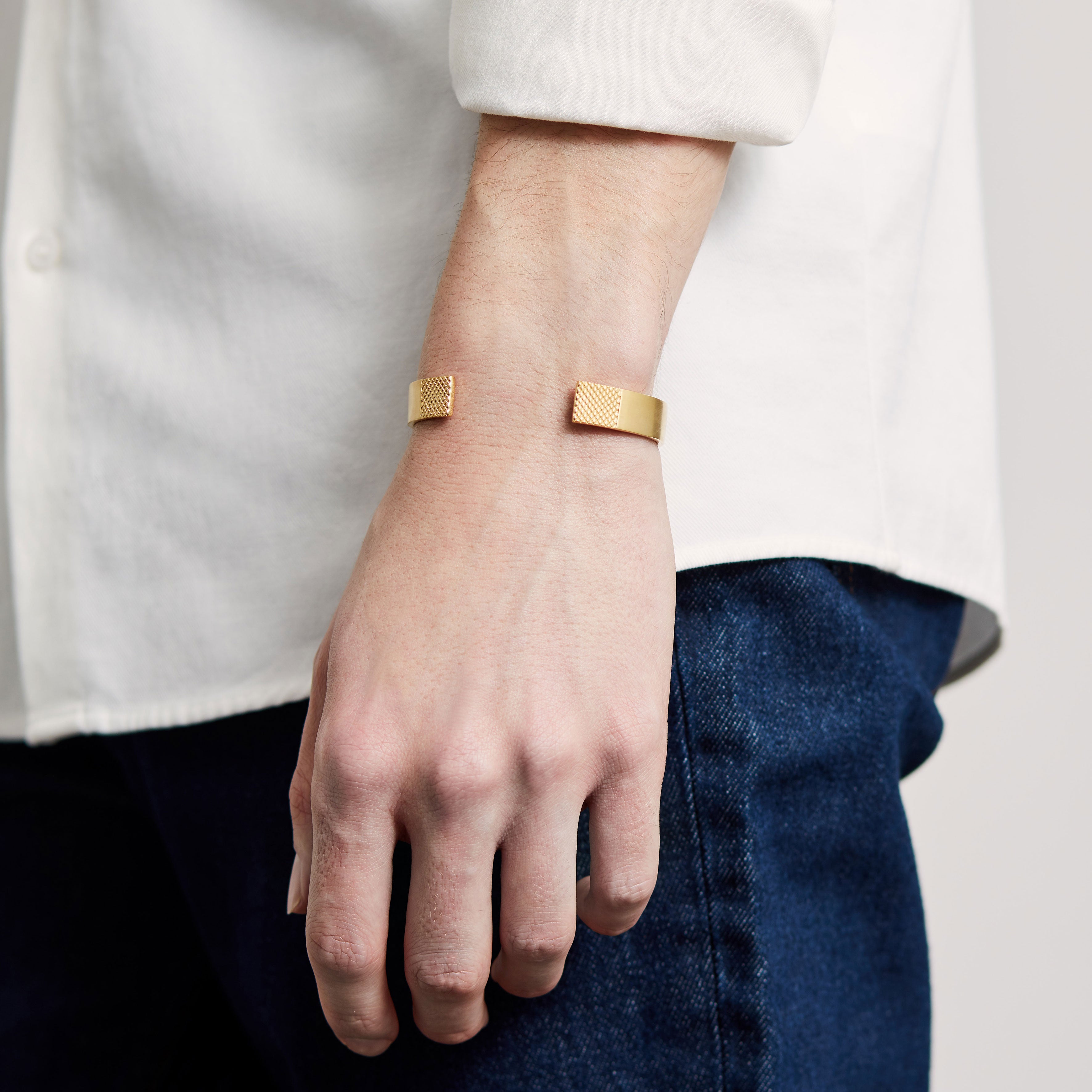 10MM GRID CUFF / Gold - alexorso