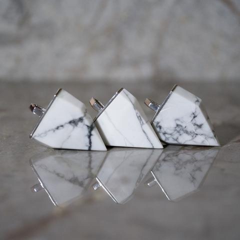  SHARK TOOTH / silver + howlite - alexorso